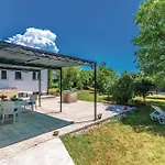 Vakantiehuis Awesome In With Wifi Skrljevo